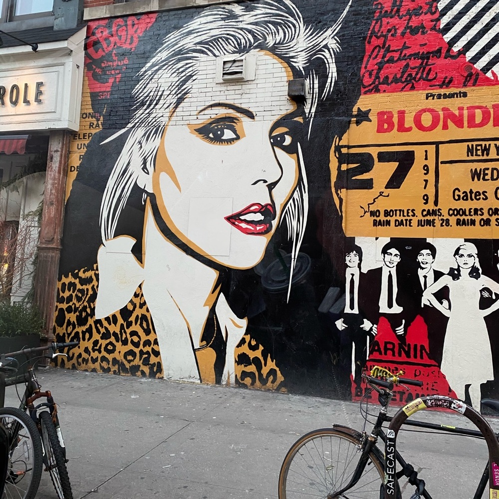 Meet your Posher, Sheila